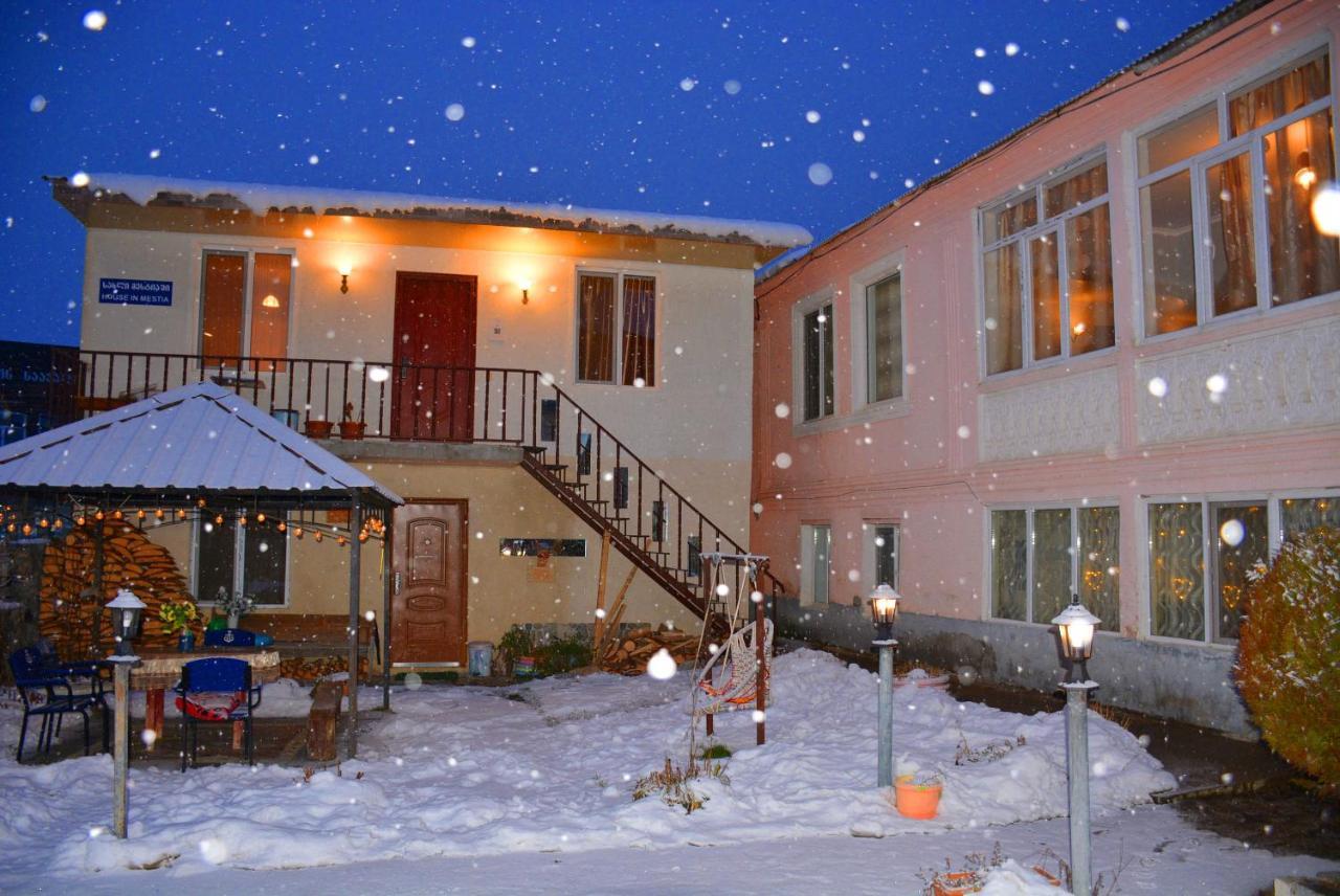 House In Mestia Buitenkant foto
