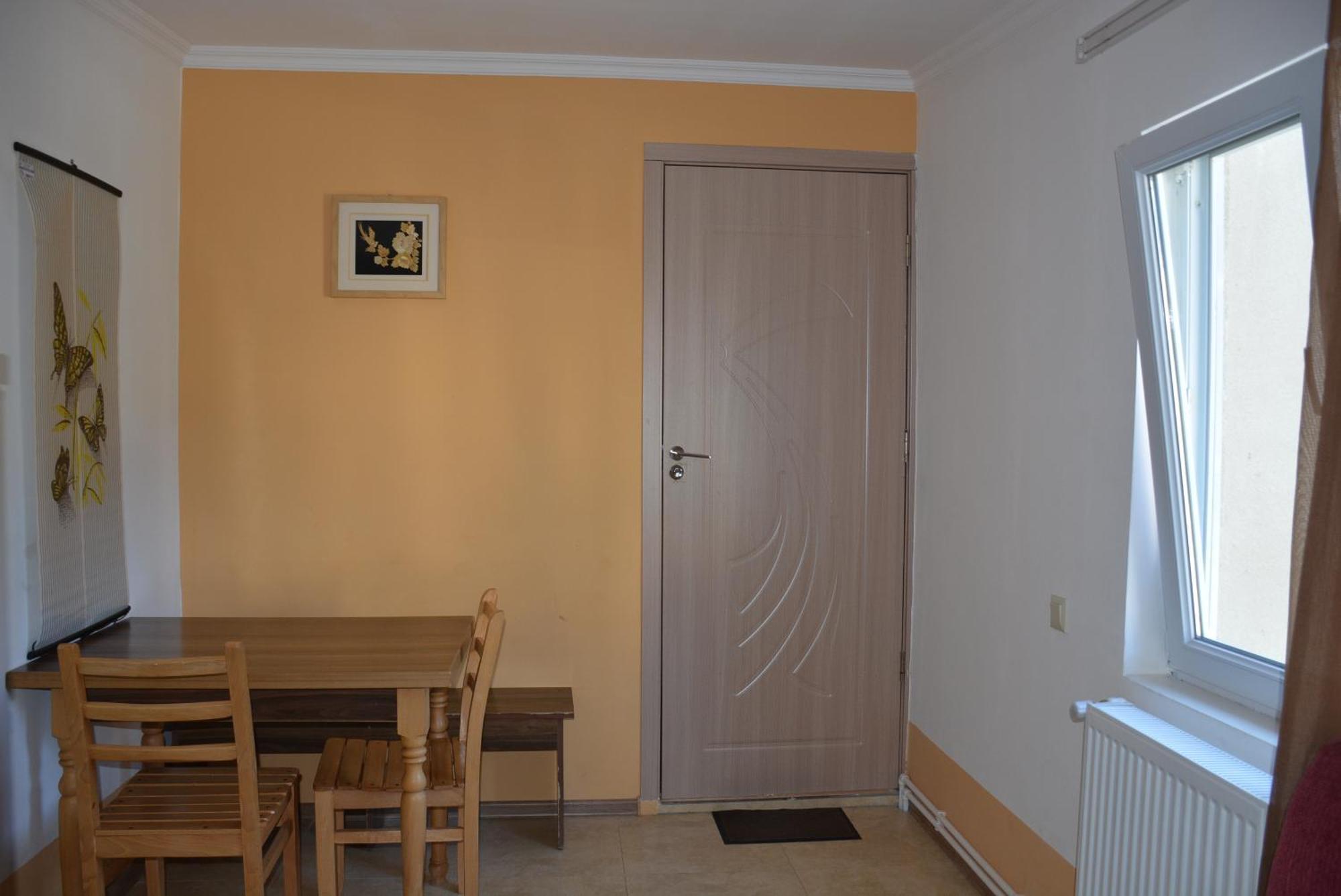 House In Mestia Buitenkant foto