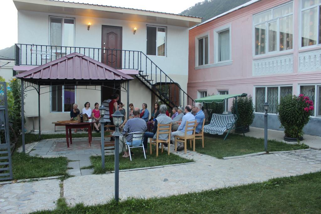 House In Mestia Buitenkant foto